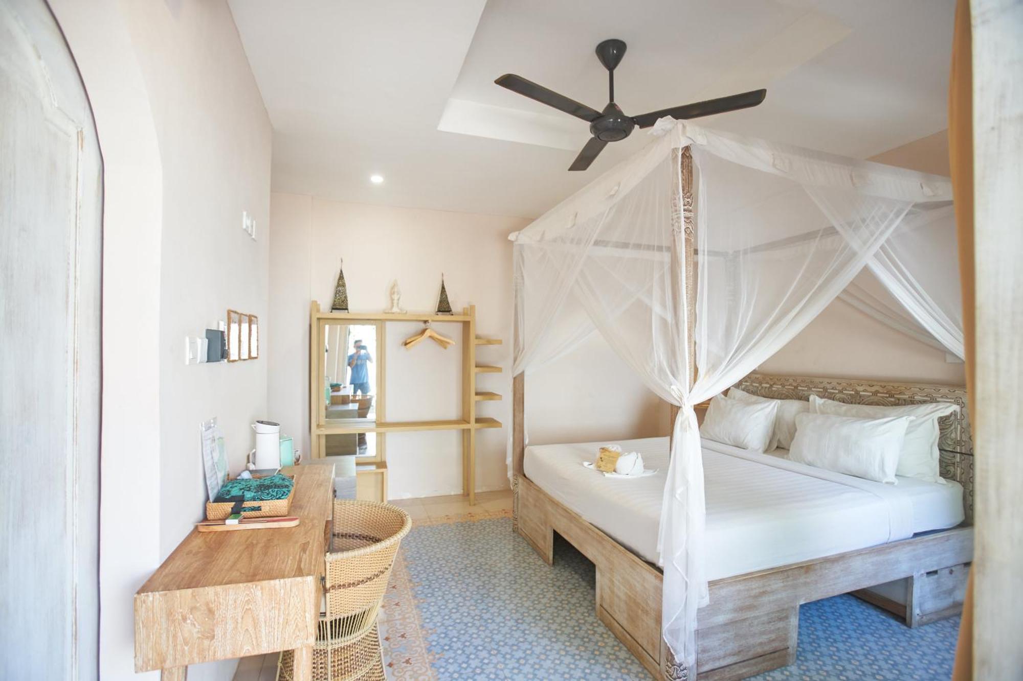 ISLA INDAH RETREAT boutique hotel Nusa Lembongan Extérieur photo